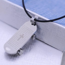 ファッションギフト スノーボード バイブル チタンネックレス ペンダント