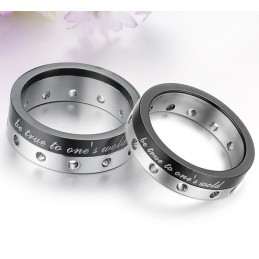 恋人のための完全な仕様のブラックチタンリング