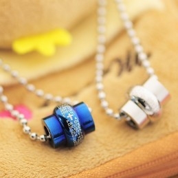 クラシックブルースタイルの聖書チタンカップルネックレスとペンダント（1ペア）