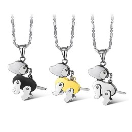 安定した品質の犬型チタンネックレス