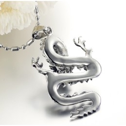 高品質男性用キリンチタンネックレス