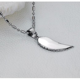 数量の王者 Eyas シェイプ チタンネックレス