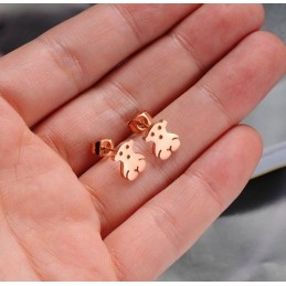 品質と量を保証する女性用クマ型チタンイヤリング
