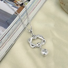 安定した品質のノットプラチナメッキチタンネックレス