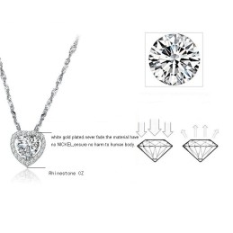 信頼できる品質の女性用スイートハート型プラチナメッキチタンネックレス（ラインストーン付き）