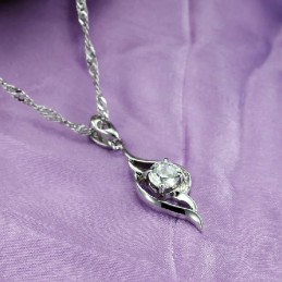 高品質の女性用羽根型プラチナメッキチタンネックレス