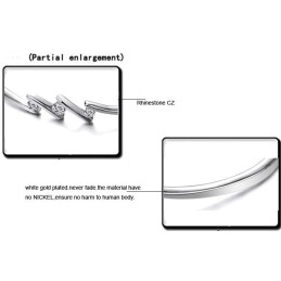 品質と量を保証する女性用アレルギーフリープラチナメッキチタンバングル（ラインストーン付き）