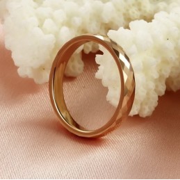 品質と量を保証する女性用タングステンセラミックリング
