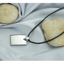 高品質の男性用キューブタングステンセラミックネックレス