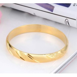 豊富なバリエーションの18Kゴールドメッキ女性用バングル