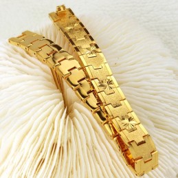 高品質の女性用18Kゴールドメッキブレスレットで有名