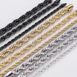 メンズ向けシックなチタン製スカルブレスレット販売中