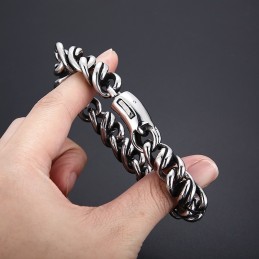 ギフトに最適な洗練されたスナップチタン製メンズブレスレット