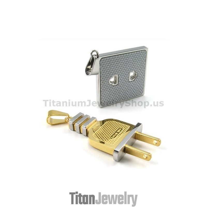 ソケット＆プラグ ゴールデン チタン ラバーズ ペンダント - チェーンなし