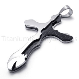新しいデュオトーン彫刻文字クロスチタンペンダント