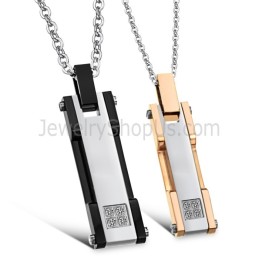 チタン製ローズゴールド＆ブラック長方形ラバーペンダント（ラインストーン＆フリーチェーン付き）C362