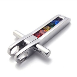 カラフルなジルコンのチタンペンダント